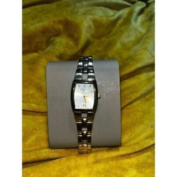 Fossil Silvertone Face Square Link Bracelet Band Watch - Picture 1 of 2